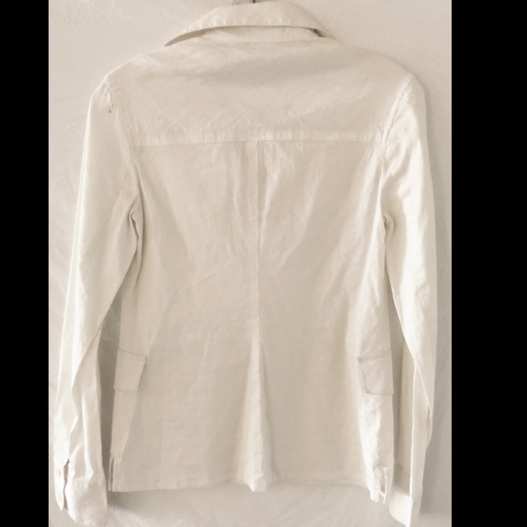 BCBG White Long Sleeve Top - Picture 2 of 4